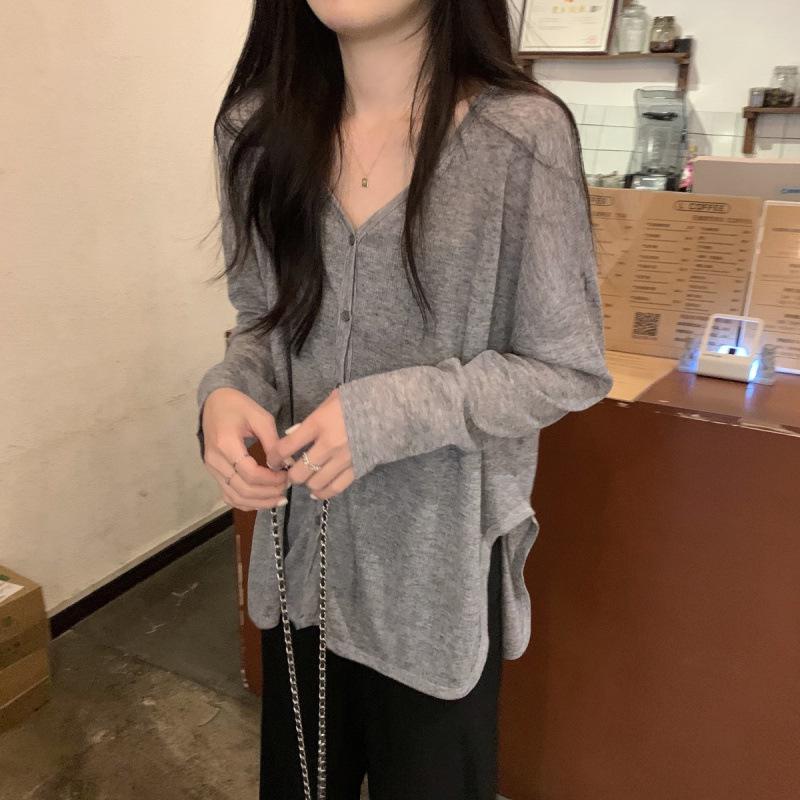 Spring Korean-Style Women's V-Neck Loose Cardigan - Lightweight, Long Sleeve, Sun Protection, Versatile, Casual Top
