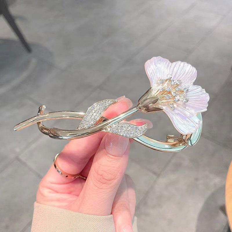 Factory direct fashion flower pearl twist clip elegant hairpin Internet celebrity head spring clip