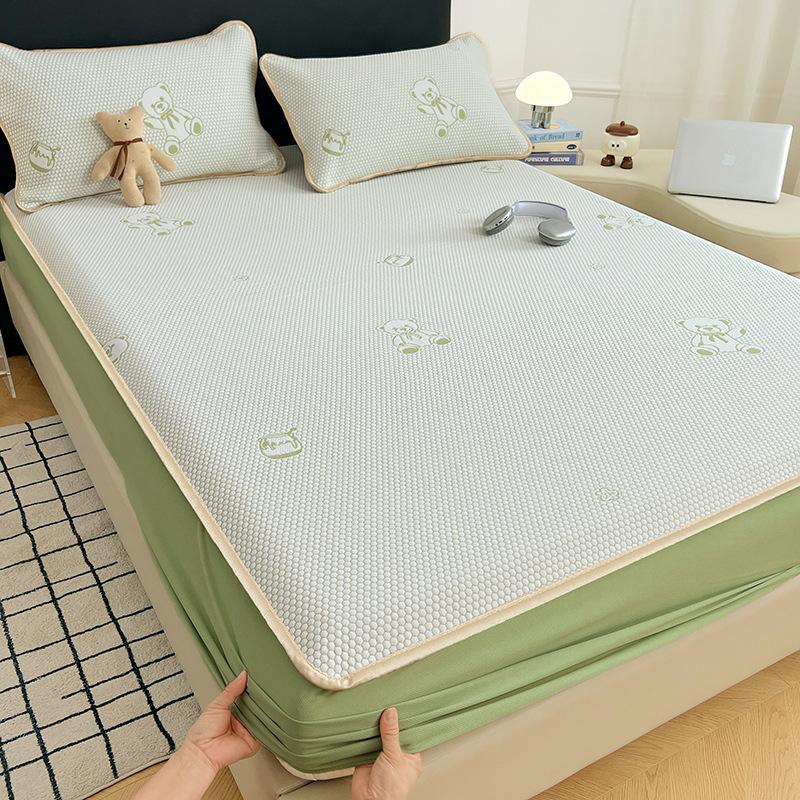 

Складаний килимок для сну на голій шкірі, який можна прати в машині, Набір з трьох штук килимків для кондиціонування з льодяної шовку 48*74cm pillowcase/pair