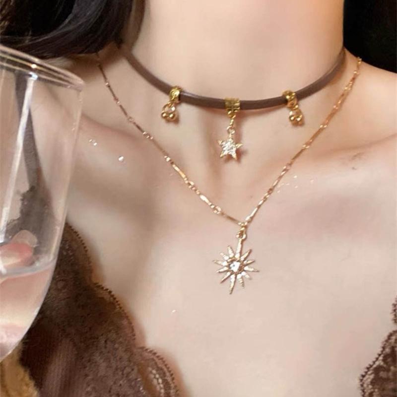 Stylish Sun and Moon Pendant Necklace Clavicle Chain Choker Necklaces Women's Charm Unique Jewelry Gift for Women