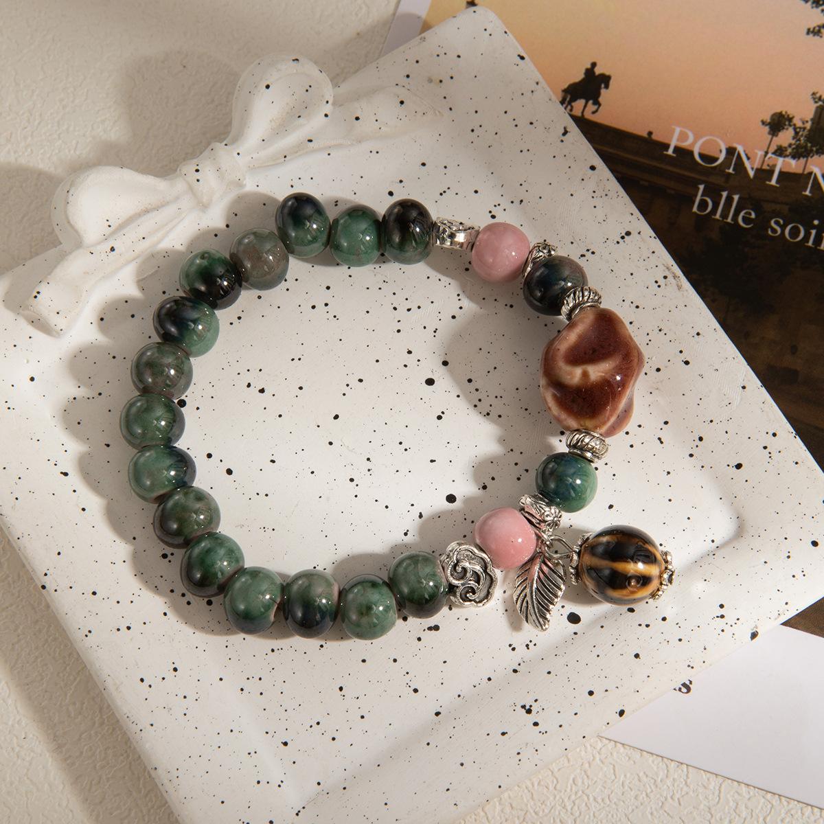 Green Beaded Irregular Bracelet, National Style Light Luxury High-End Sense Niche Fashion Temperament Bracelet
