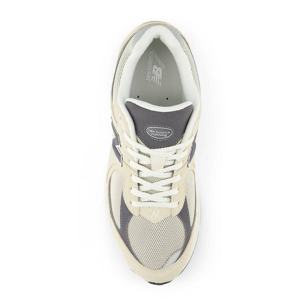 Sneakers New Balance Beige Lifestyle 2000R Version