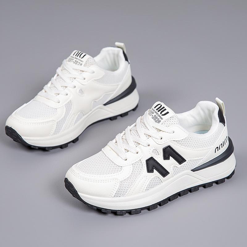 

2025 новые весенние модные туфли для папы, легкие, мягкая подошва, нескользящие, повседневные, сетчатые, дышащие, кроссовки для бега, женские 35