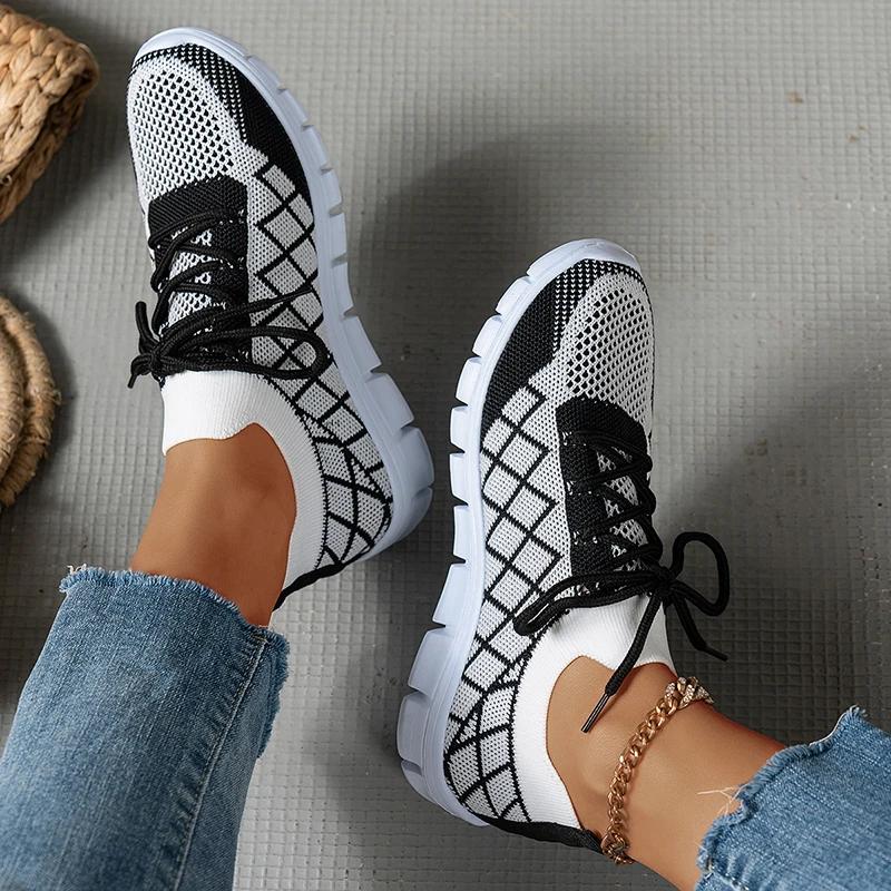 Fashion Women's Sneakers Fashion Anti Slip Breathable Sneakers Women Plus Size Mesh Flats Woman Comfy Soft Sole Running Shoes Female New