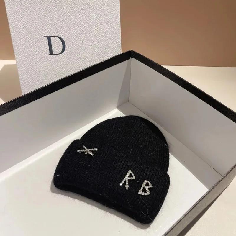 2025 New Fashion Rabbit Hair Diamond Letter Hat Women's Winter Warm Knit Hat Designer Women's Casual Hat Ski Hat