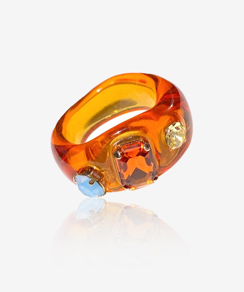 Ylyl Pope Ring, Whisky