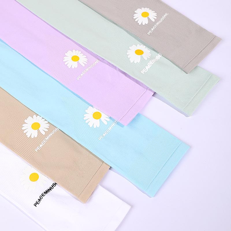 Women's UV Protection Ice Silk Daisy Sleeves for Cycling and Driving