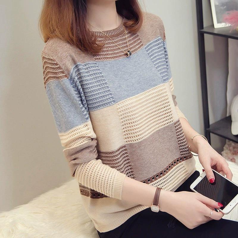 Spring and Autumn Women's Korean Version Color Blocked Knitted Sweater Loose Striped Base Sweater Pullover Round Neck Contrasting Top