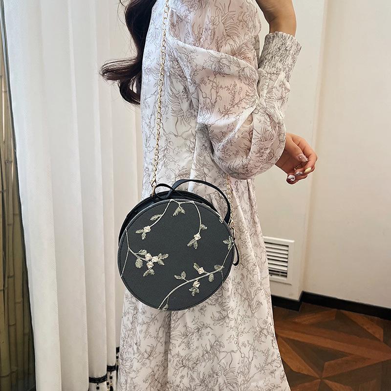 Retro Simple and Fashionable Textured Handbag for Summer New Chinese Style One-shoulder Crossbody Hand-carrying Small Round Bag for Women