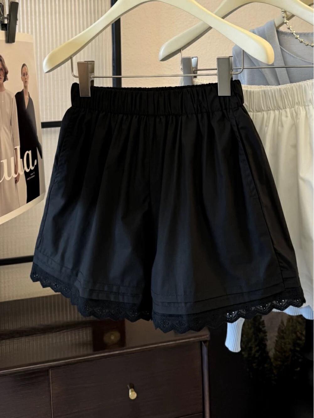 High-Waisted A-Line White Lace Trim Casual Shorts - Slimming, Versatile, and Lightweight for Summer. S чёрный