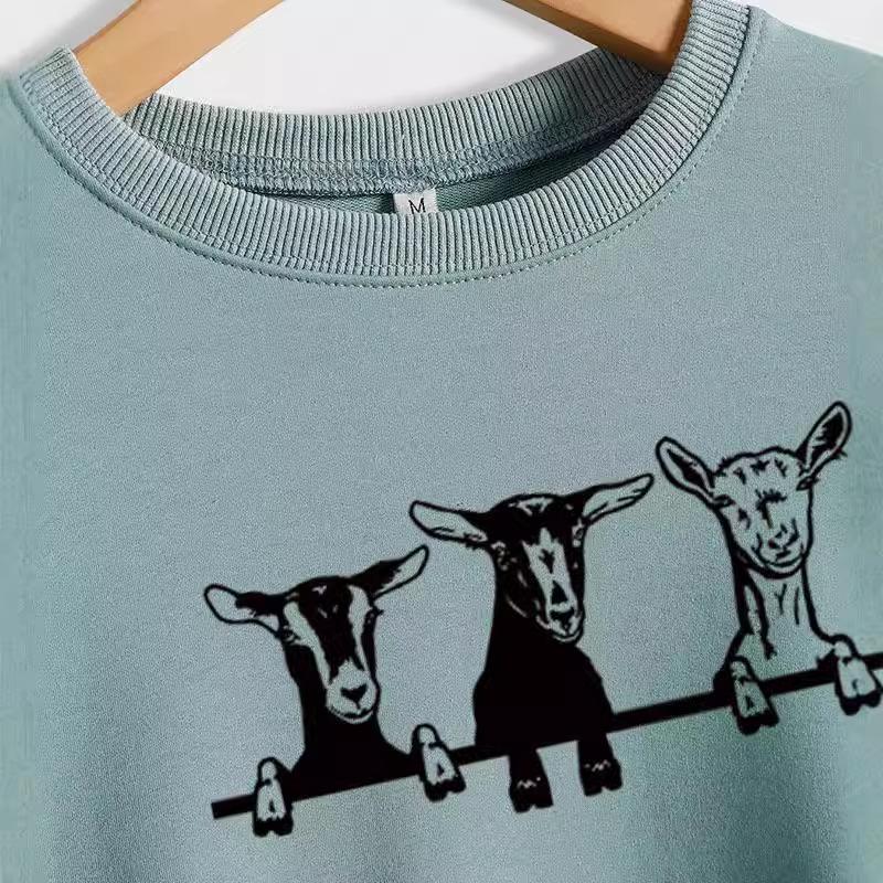 Women's Alpaca Print Round Neck Hoodie - Cute Casual Pullover for Autumn & Winter