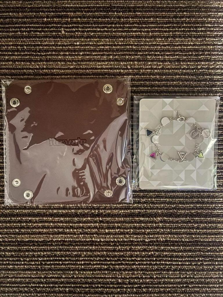 [USED] Revale Real Axis