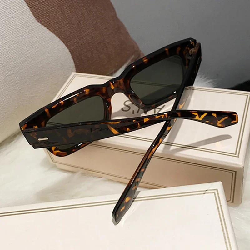 Brand Designer Square Sunglasses Women Men Ocean Color Shades Sun Glasses Female Fashion Rectangle Rivet Oculos De Sol