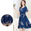 Sommerliches mittellanges, bedrucktes, florales Overknee-Kleid in Übergröße, Rundhalsausschnitt, kurze Ärmel, elastische Taille