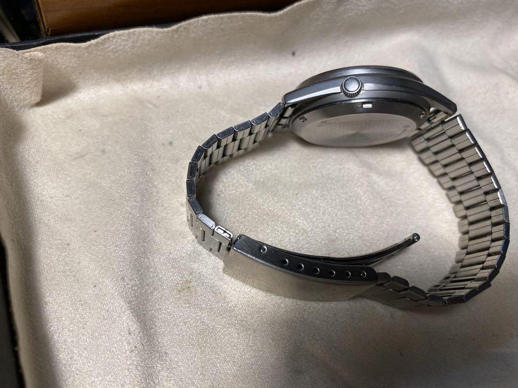 [USED] SEIKO fully automatic watch, date display, fully functional, 35mm x 17cm, valuable item details