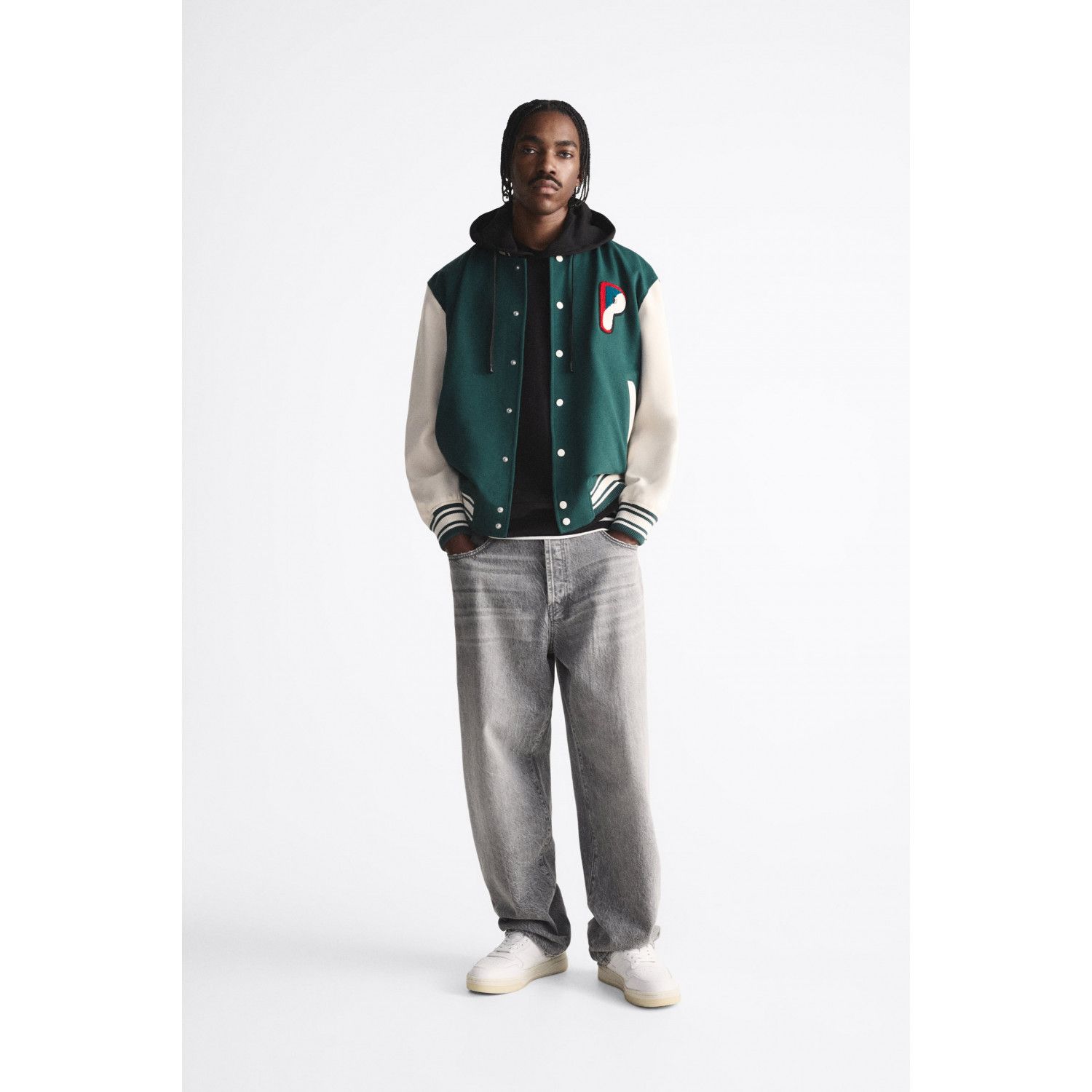 

BOMBER JACKET WITH PATCH