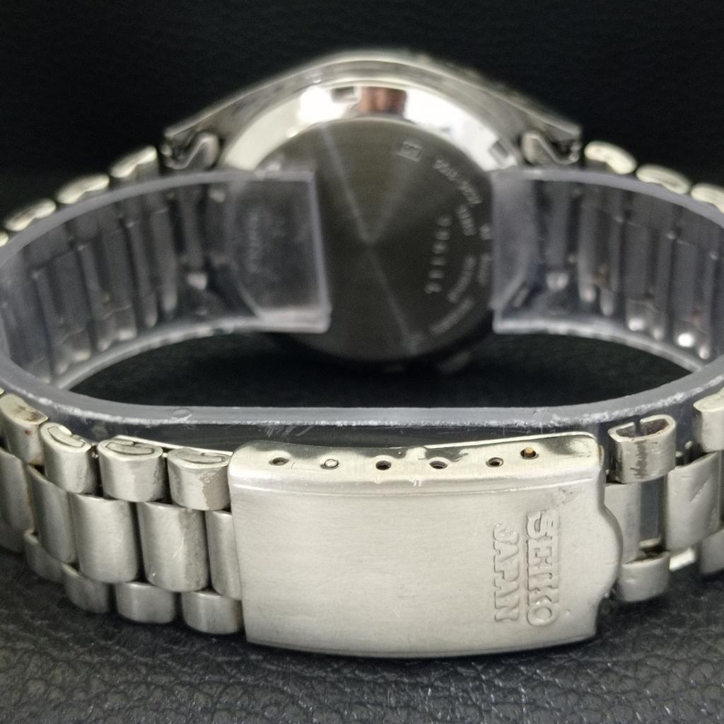 GENUINE VINTAGE SEIKO 5 AUTOMATIC JAPAN 7S26A MENS BLACK DIAL WATCH a702398-5 R124-a702398