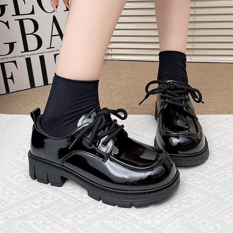 Women's shoes, small leather shoes, women's spring new thick-soled shoelaces, velvet muffin, retro versatile love