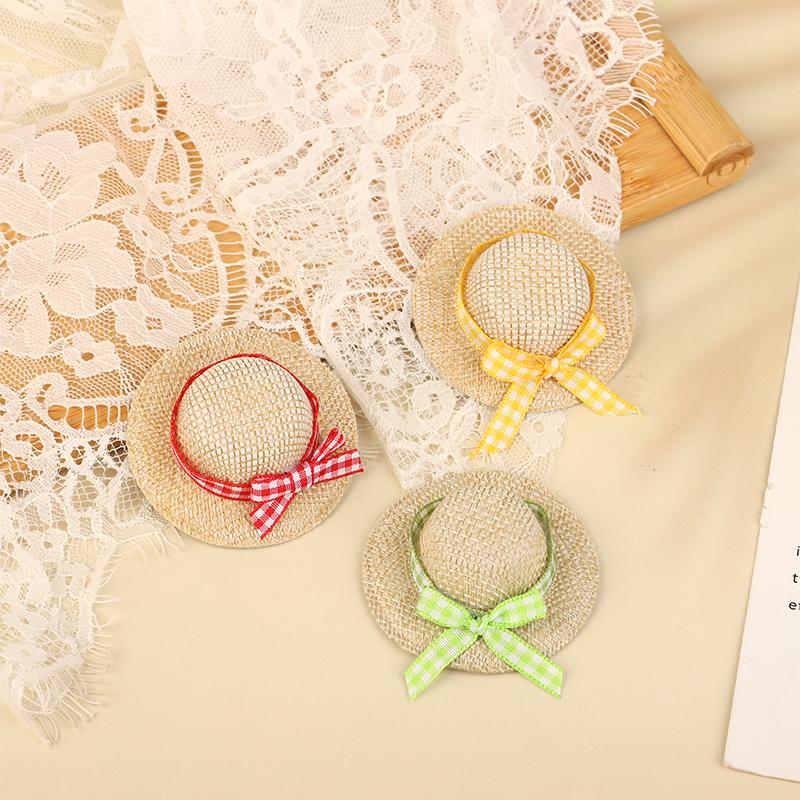 2 ks Miniaturní slaměný klobouk Mini slaměné klobouky pro panenky s mašlí Klobouk Ozdoba domečku pro panenky Ručně pletené Doplňky domečku pro panenky