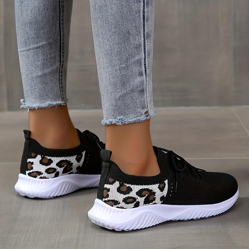 Summer Plus-size Women's Shoes, Soft-soled, Not Tiring To The Feet, Flying Woven Shoes, Casual Sports Shoes, Running Shoes