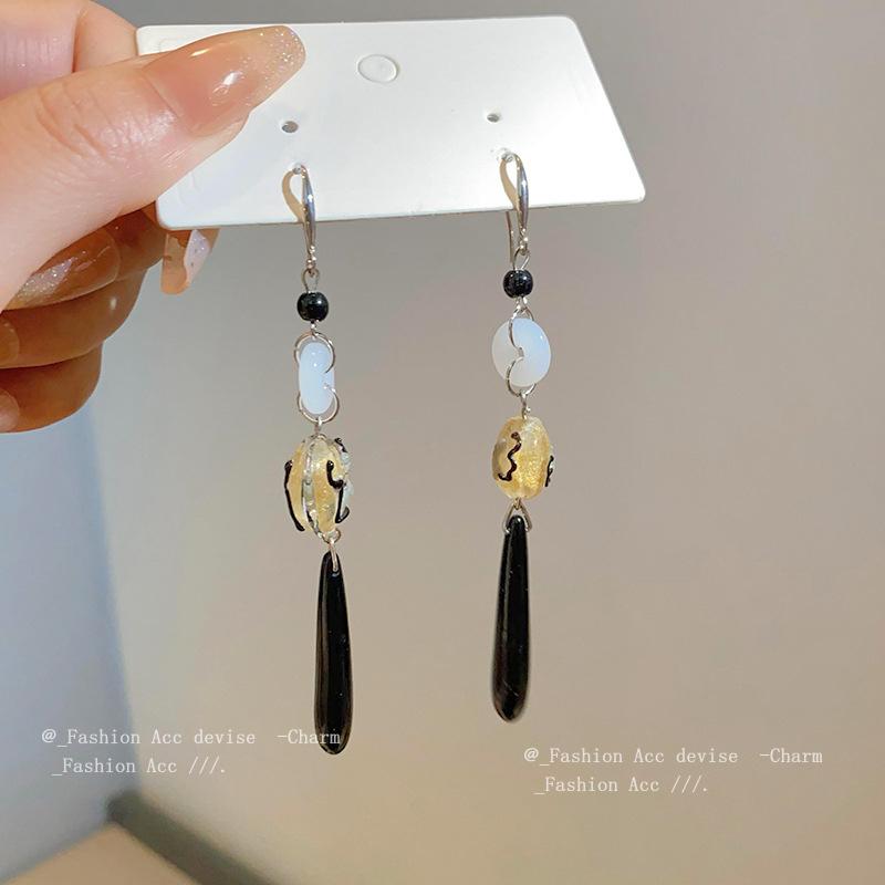 

Новые китайские геометрические серьги с кисточками в виде капель воды, универсальные антикварные серьги-крючки Hanfu, национальная мода, художественный темперамент, женские серьги