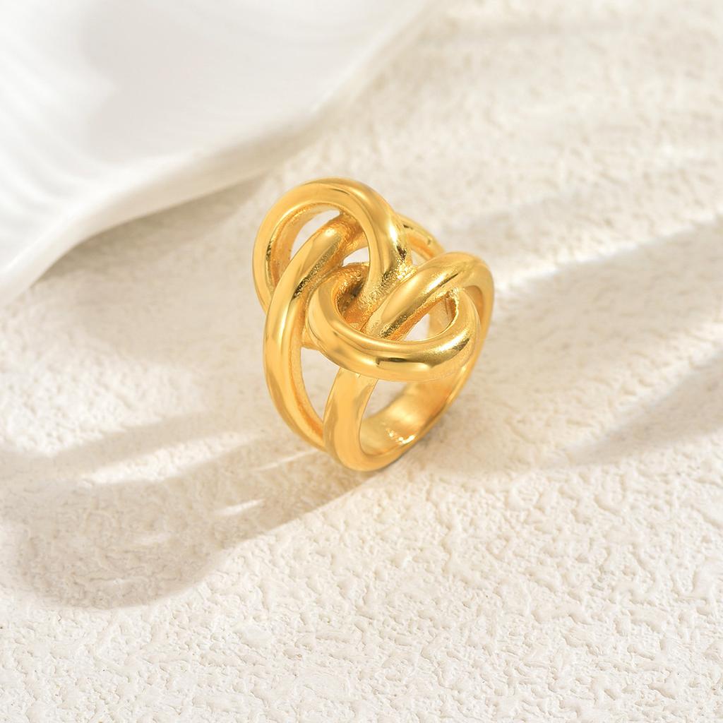 Fashion Style Hot Selling Plain Ring Geometric 18k Electroplating Design Wrapped Metal Index Finger Ring Versatile