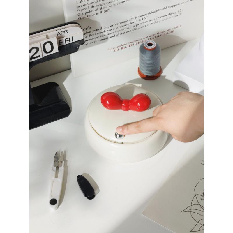 Magnetic Needle and Thread Box: Household Sewing Kit with Press-to-Open Design