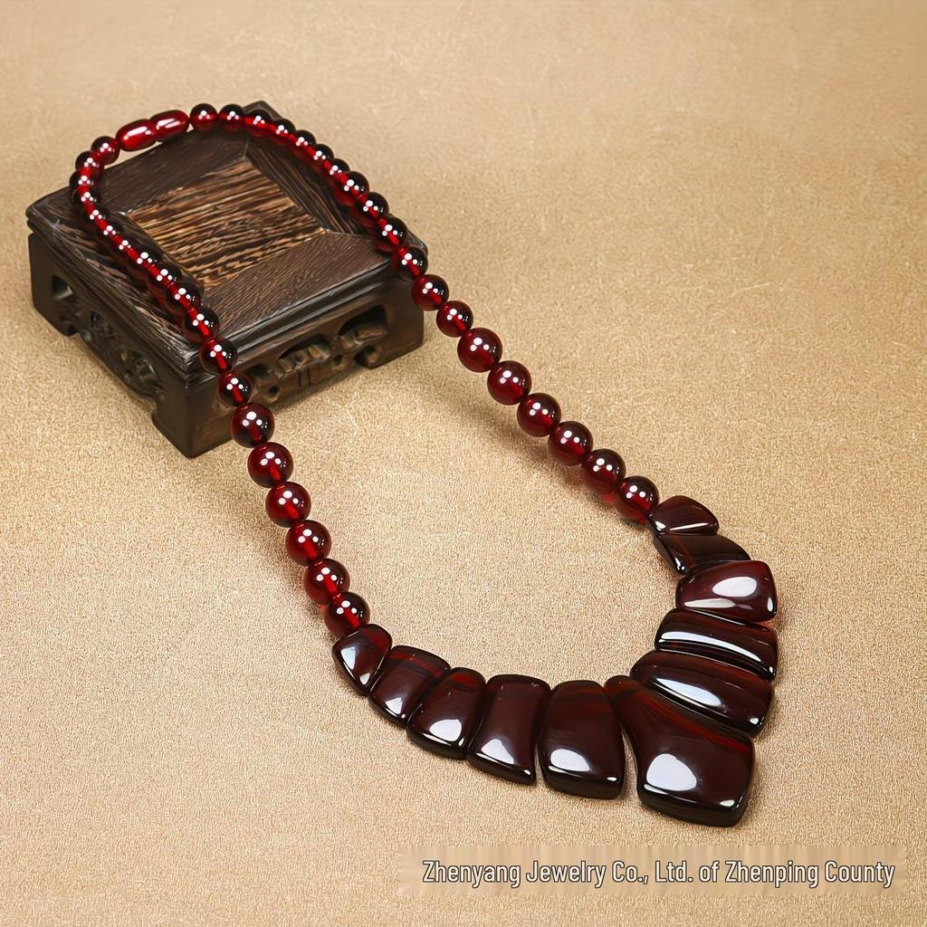 Amber Beeswax Blood Spot Women's Necklace - Trendy High-End Fashion Accessory