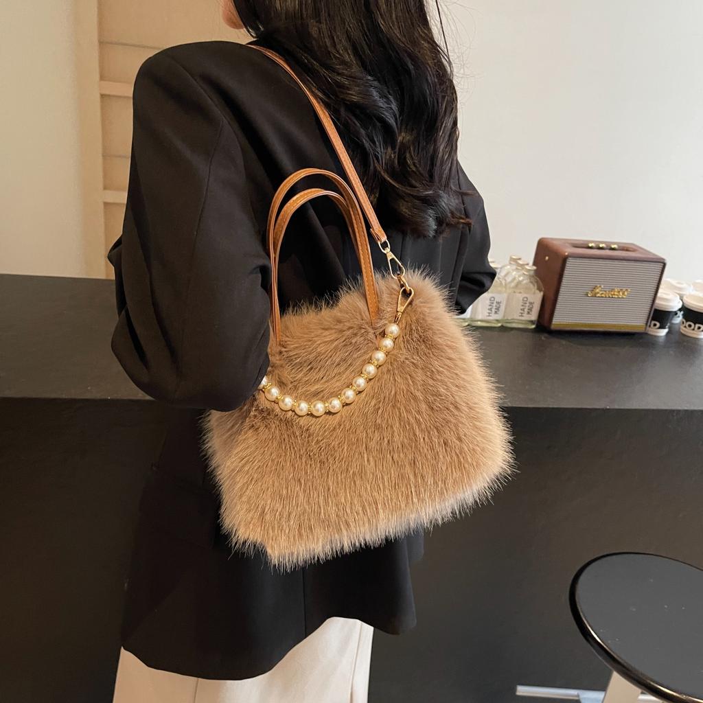 Håndholdt liten veske ny moteriktig perlepels liten firkantet veske høst og vinter tekstur dame crossbody-veske