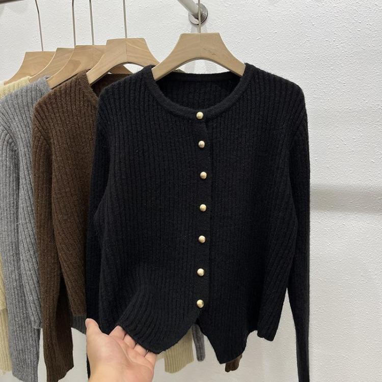 Korean Autumn Knitted Cardigan for Women Slim Fit Soft Sticky Sweater Jacket Slimming Round Neck