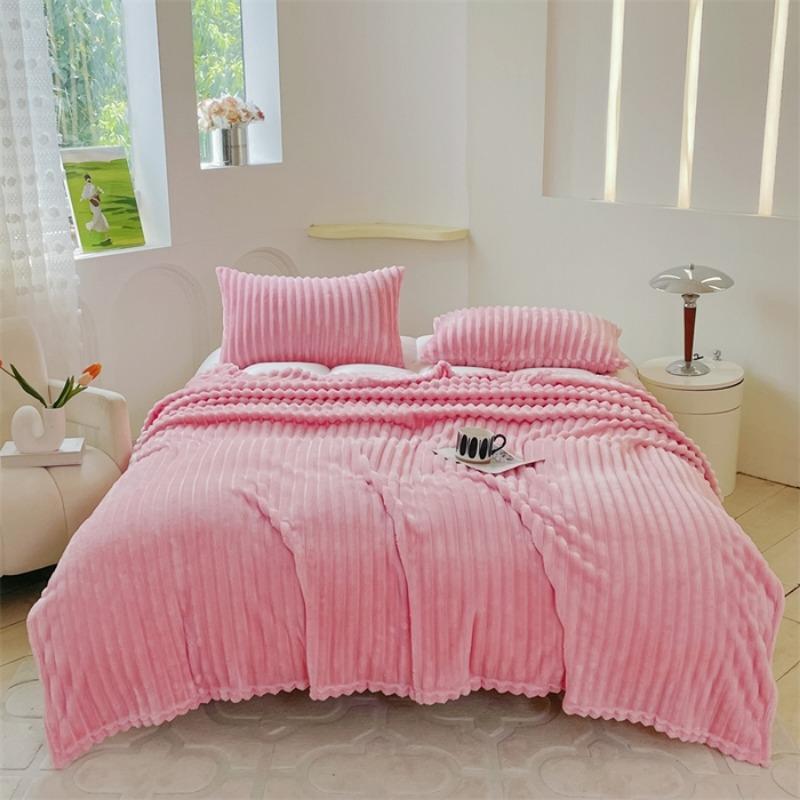Solid color soft comfortable warm rabbit fur blanket spring and autumn blanket air conditioner blanket without pillowcase