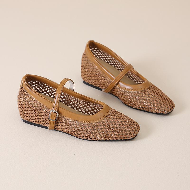 

French flat bottom inner height increase Mary Jane shoes women s summer 2025 new one-word belt hollow woven single shoes 40 коричневый