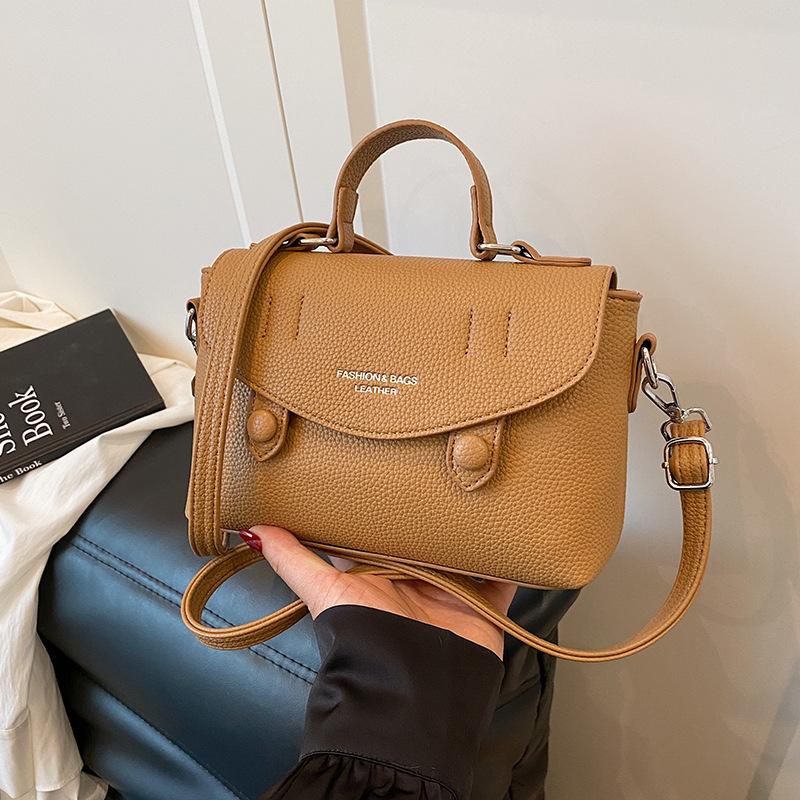 Premium Sense Niche Bag Women's 2025 Summer New Simple Shoulder Bag Versatile Casual Messenger Bag Small Bag