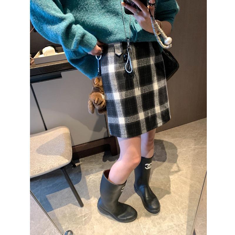 Mochie Early Spring Korean Retro Plaid High-Waist A-line Skirt MQ1094