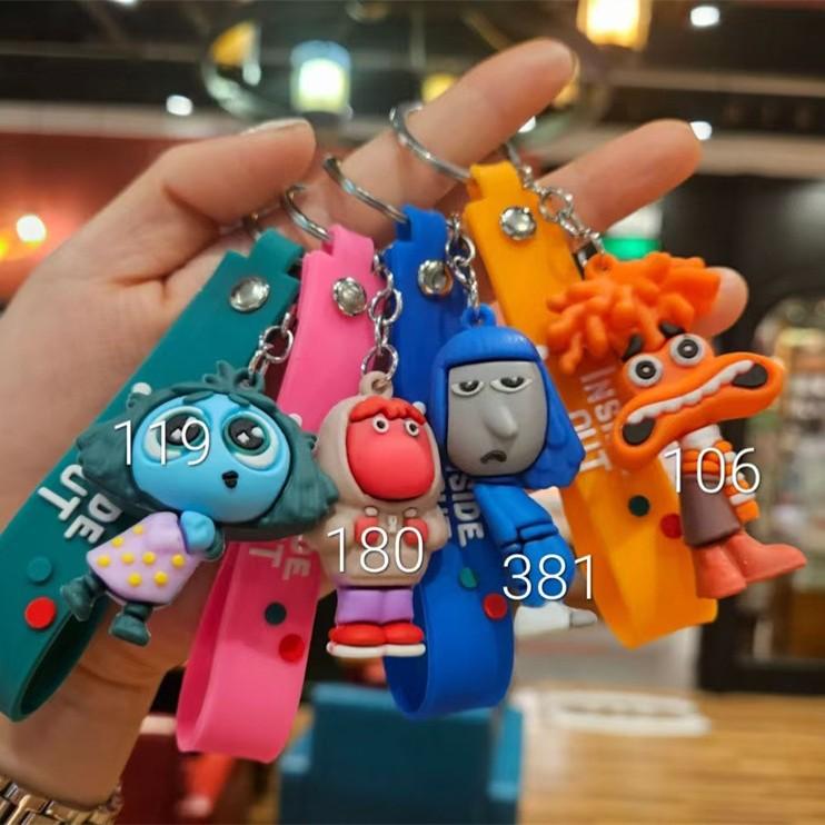 Internet-Berühmtheit Cartoon-Puppe Schlüsselanhänger Taschenanhänger Studentenanhänger Niedlicher PVC-Schlüsselanhänger Paar Auto Schmuck