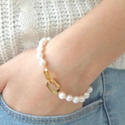 Gaman Commitment Plain Pearl Gold Bracelet