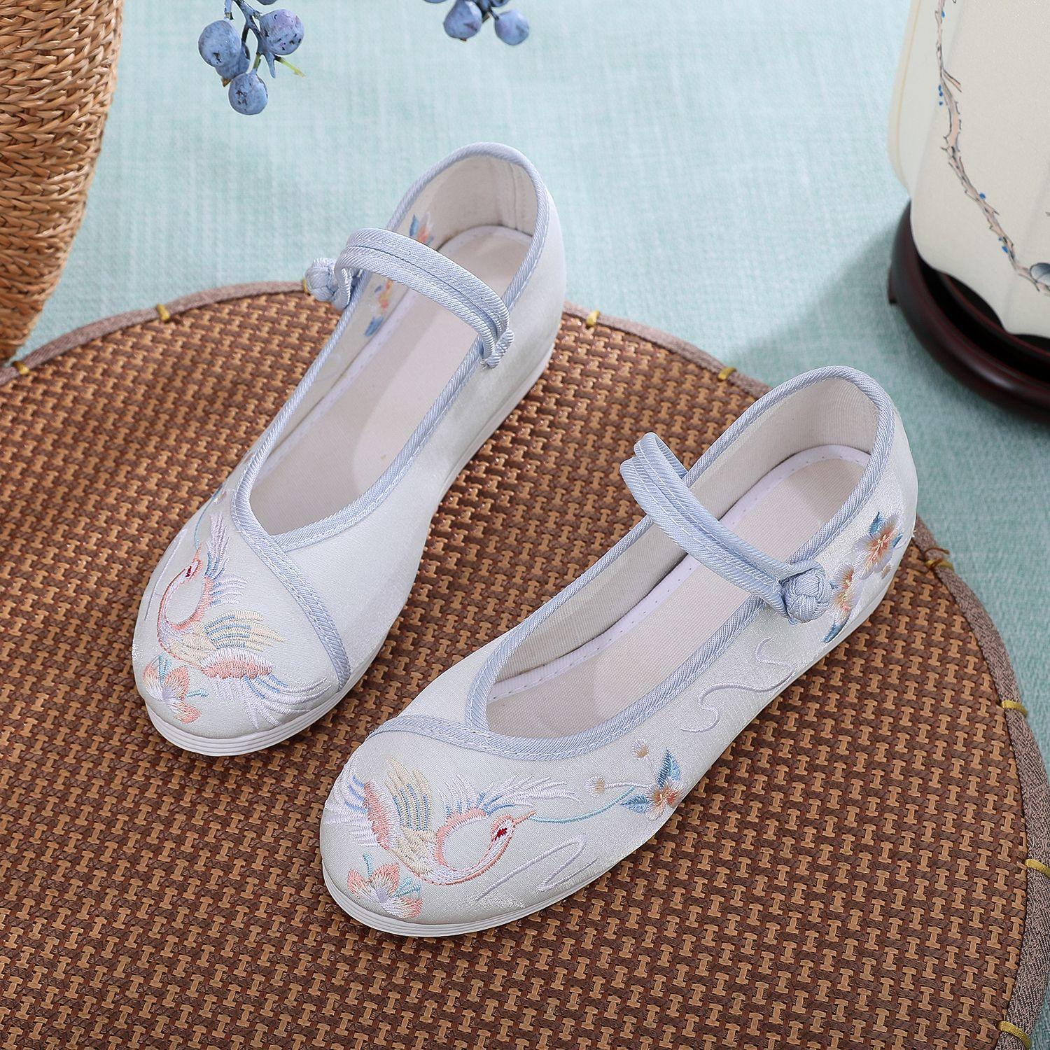 

Маленький танец, увеличение внутренней высоты на 3 см, новая серия «антик», туфли-лодочки на плоской подошве с круглым носком и низким верхом, вышитые туфли для ханьфу 41 светло-синий