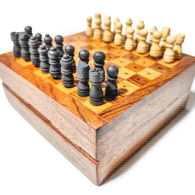 4 Zoll handgefertigtes quadratisches Schach aus Holz, Mini-Taschenschach, für unterwegs – personalisierte Brettspiele, individuelle Geschenke für Papa, Männer, Frauen, Weihnachten, Kindergeburtstag