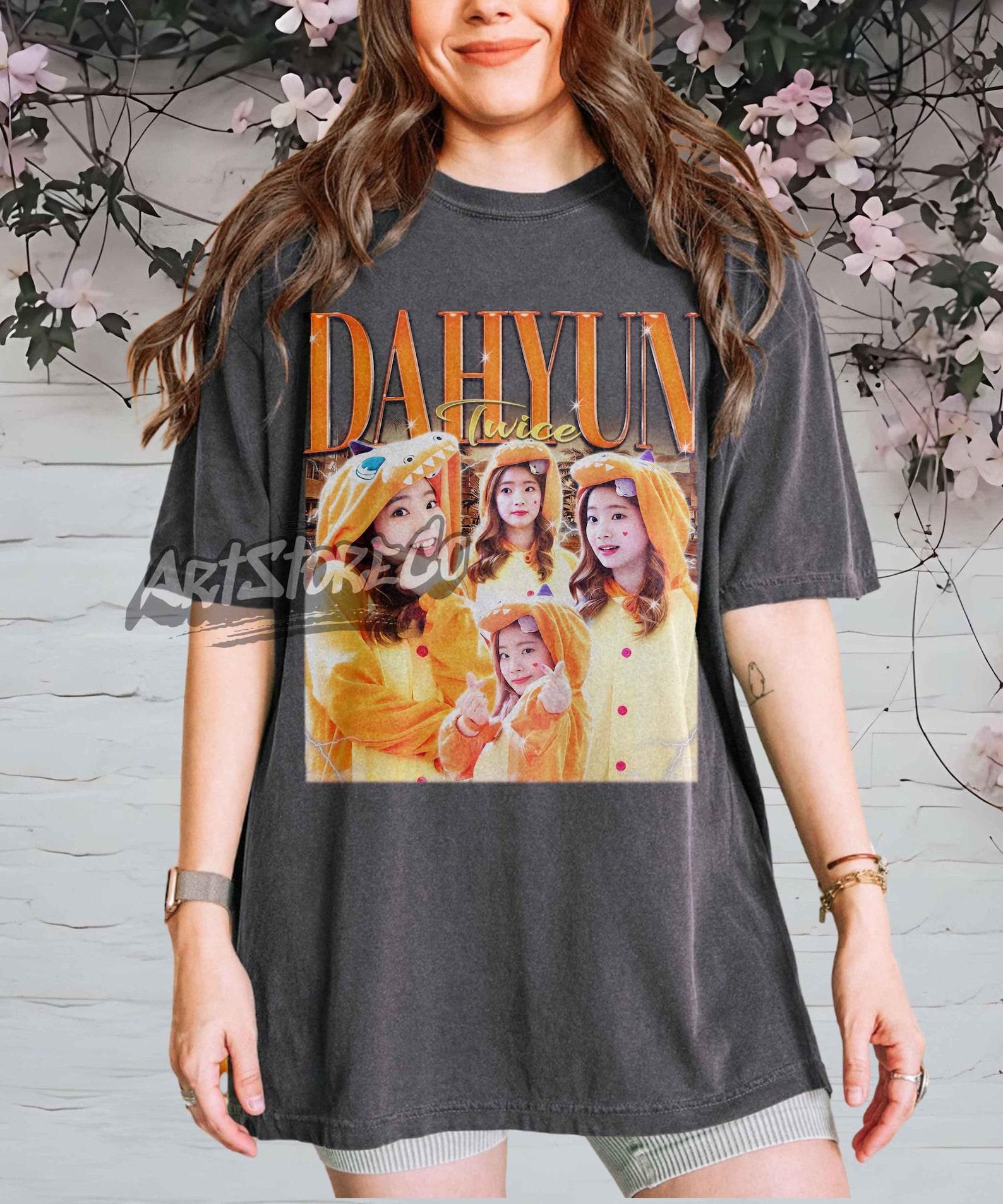 Dahyun Retro Graphic T-Shirt, Vintage Kpop Apparel L