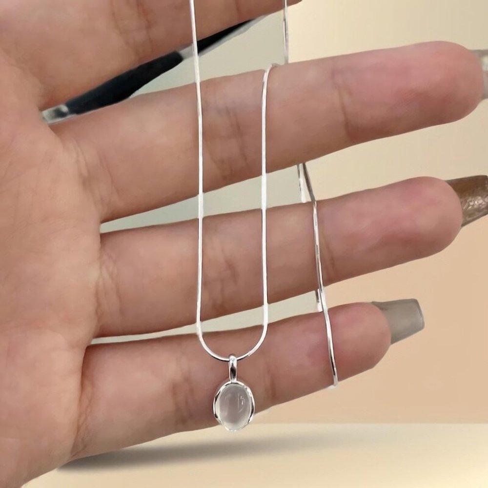 Women's 925 Silver Oval White Agate Snake Chain Necklace