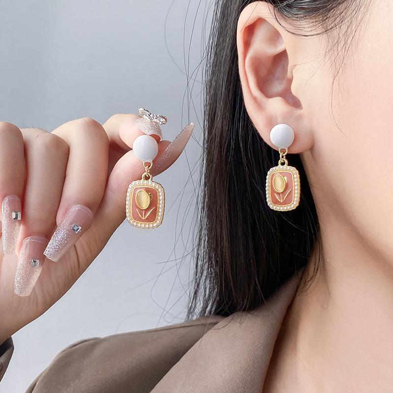 S925 Tulip Opal Earrings Sugar Cube Pearl French Vintage Earrings Cream Delicate Earrings