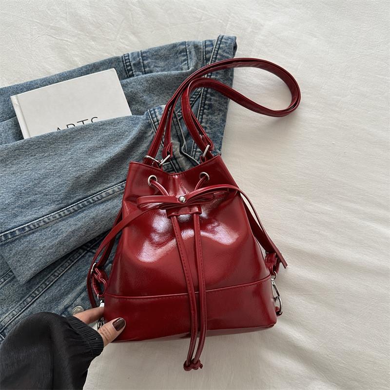 Stylish Bucket Bag Trendy Design For 2024 Summer Fashionable Crossbody Purse