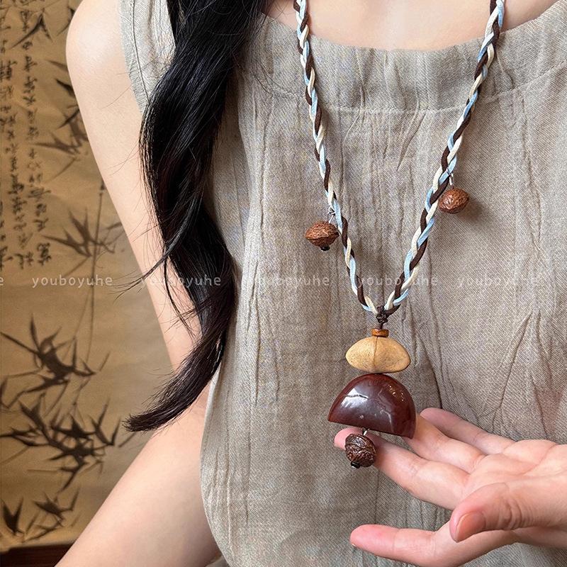 Zen ethnic style plant nut shell braided rope necklace women's new Chinese niche design sweater chain daily accessories