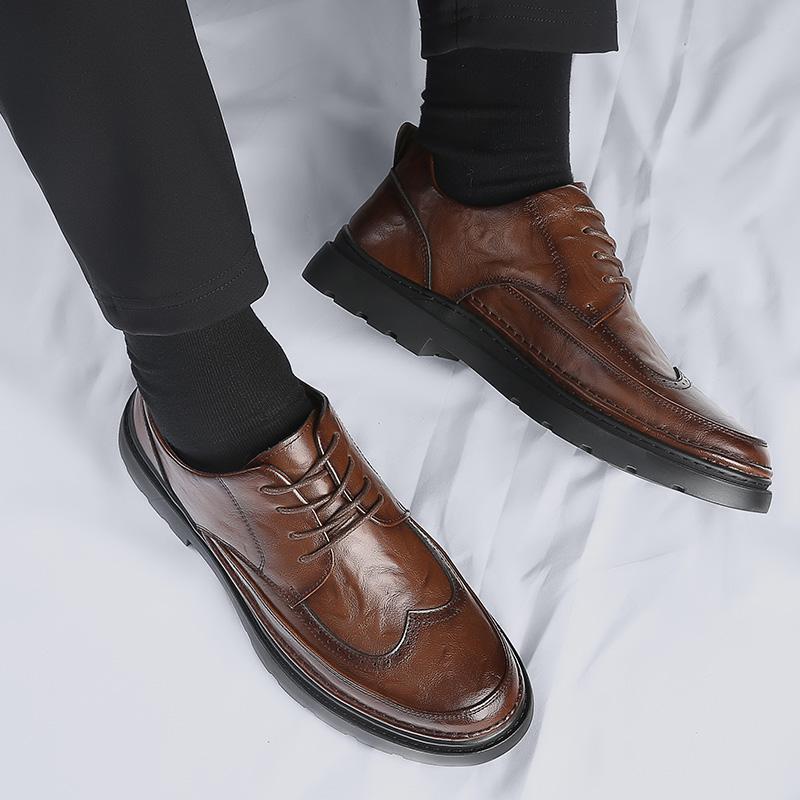Fashion Men's Classic Retro Brogue Shoes Patent Leather Mens Lace-Up Dress Business Office Shoes Men Party Wedding Oxfords Sizes 38-44