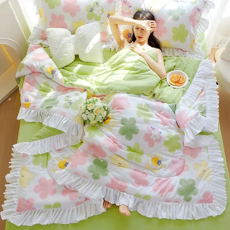 Korean Style Quilted Summer Quilt Blanket Lightweight Cooling Air-conditioning Comforter Quilt Soft Thin Quilt Machine Washable