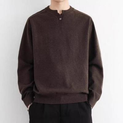 Trendy Brand Men's Plain Color Henley Collar Sweater - Fashionable, Casual Knitwear for Autumn and Winter.