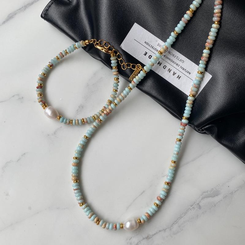 Halskette aus Shoushan-Stein, Schlüsselbeinkette aus natürlicher Schlangenhaut-Abakus-Perle, schlichte literarische und High-End-Halskette aus Süßwasserperlen im Retro-Stil