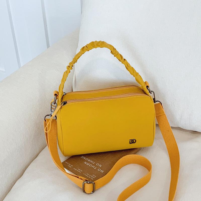 Lightweight small cloth bag women's new fashion simple versatile shoulder small square bag travel commuter messenger bag