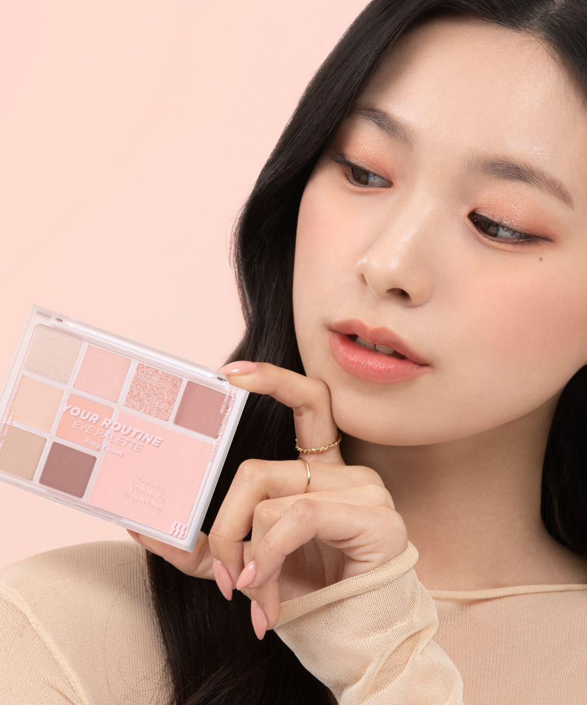 Your Routine Eye Palette 3 Types 01. Sunshine Silhouette