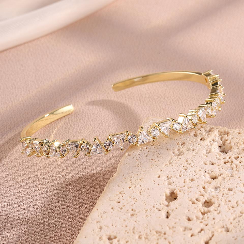 Classic Adjustable Water Drop Zircon Bracelet Bangles For Women In Silver Gold Aesthetic Wedding Jewelry For Bride